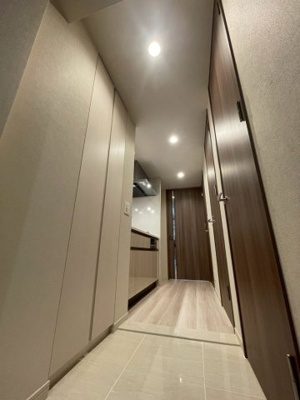 Village成城石井名古屋ラシック店 徒歩7分。 490m