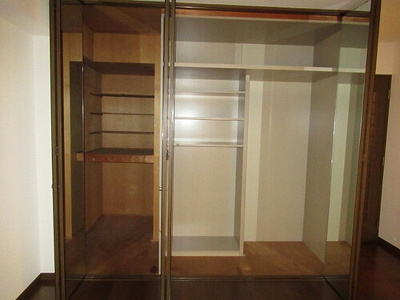 【収納】 | ライオンズマンション藤沢湘南台壱番館 | 洋室収納