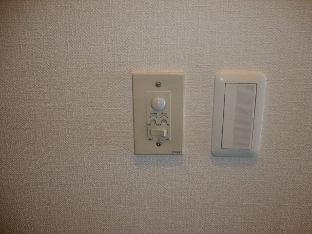 ヒーリングカーサＡのその他|センサースイッチ