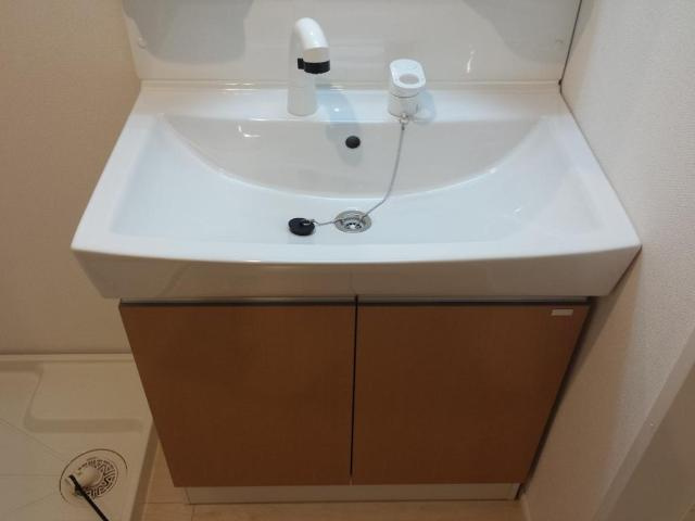 トロワ・ド・ジャンコ　ＡＸの洗面所|洗髪洗面化粧台