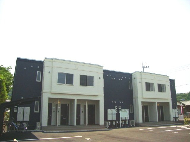 トロワ・ド・ジャンコ　ＡＸの外観|外観写真（昼）