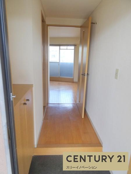 フラット花の玄関|★玄関スペースです★