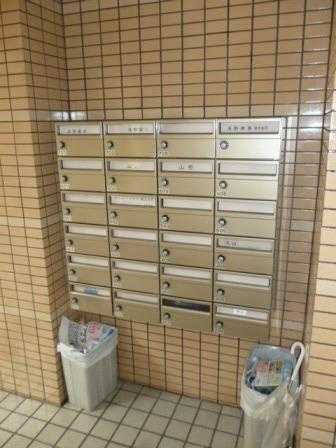 アメニティーティエーのエントランス|★集合ポスト★