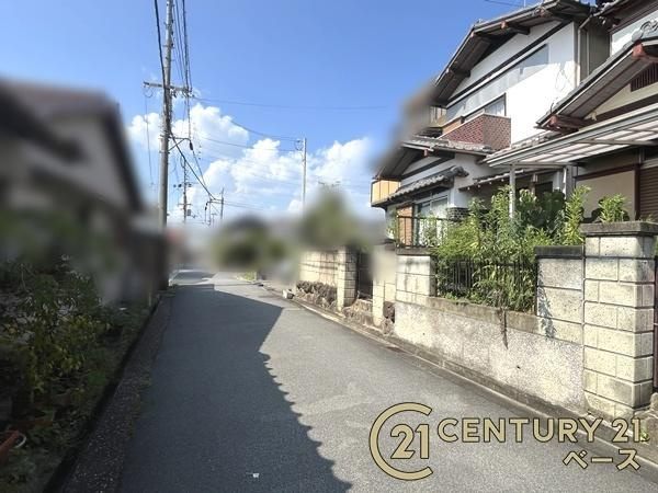 生駒郡斑鳩町興留東１丁目　一戸建の前面道路含む現地写真|■現地撮影写真■