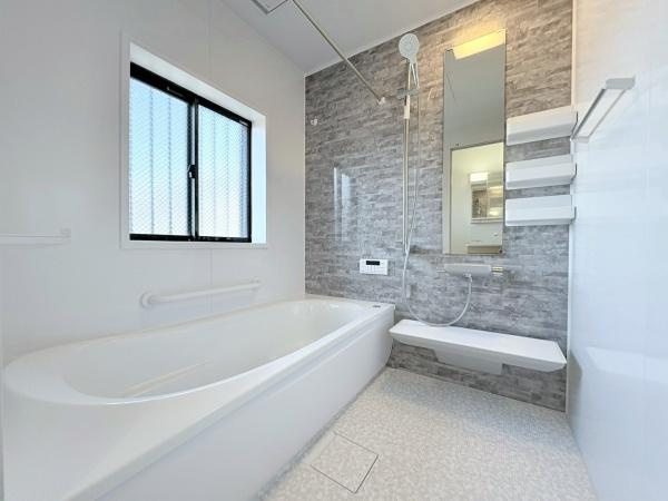 横浜市保土ケ谷区上星川２丁目の中古一戸建の浴室