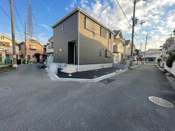 【前面道路含む現地写真】 | 摂津市鳥飼新町2丁目　新築戸建