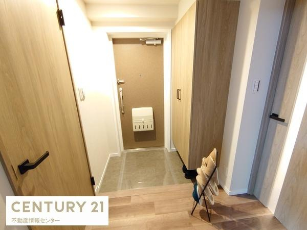 【玄関】 | 千島第１コーポ２号棟 | 玄関も全面交換され気持ちの良い入り口となっております！