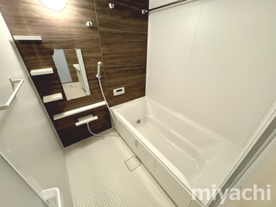 【浴室】 | モンプリミエルラシオン　Ⅲ