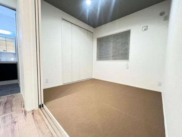 タマタウン坂ノ市3　5号地の和室|LDK横の4.5帖の畳スペースです。