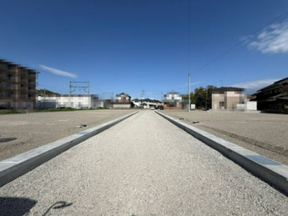 ピースタウン東近江市小脇町Ⅰの前面道路含む現地写真|2026年4月19日撮影