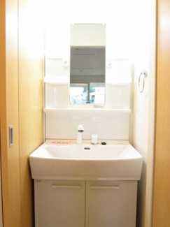 【洗面所】 | メゾン　アルモニー | 広い洗面スペース