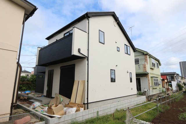 【GRAFARE　ZEH水準仕様】小平小川町８期の外観|西武拝島線『小川』駅まで徒歩9分♪通勤楽々！