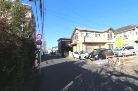 【GRAFARE　ZEH水準仕様】小平小川町８期の外観|お子様の通学が安心な小学校まで徒歩6分の立地♪