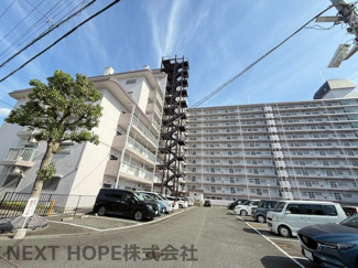 【外観】 | パストラル昆陽 | 【パストラル昆陽】地上12階建　総戸数306戸　ご紹介のお部屋は4階部分です♪南向きで陽当たり良好です！令和７年１２月末室内リフォーム済み！