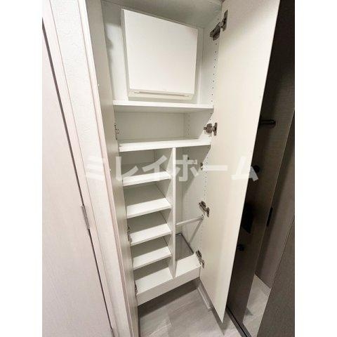 ブランシエスタ品川大井町パークエッジの玄関
