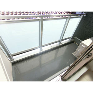 リブリ・KNウイングのバルコニー