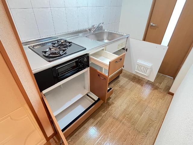 プランドールⅡのキッチン|キッチン収納（イメージ）