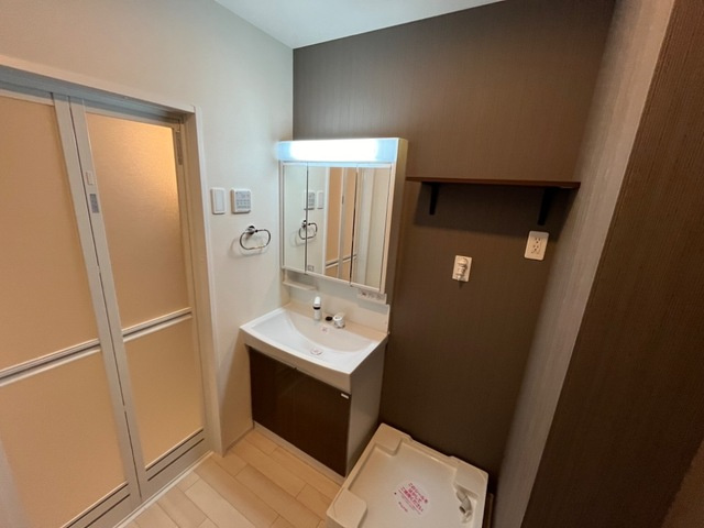 リュミエールの独立洗面台|洗髪洗面化粧台(イメージ)