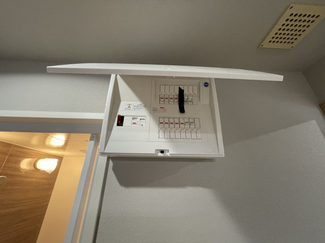 サーパス後楽園のその他|分電盤も交換しました。