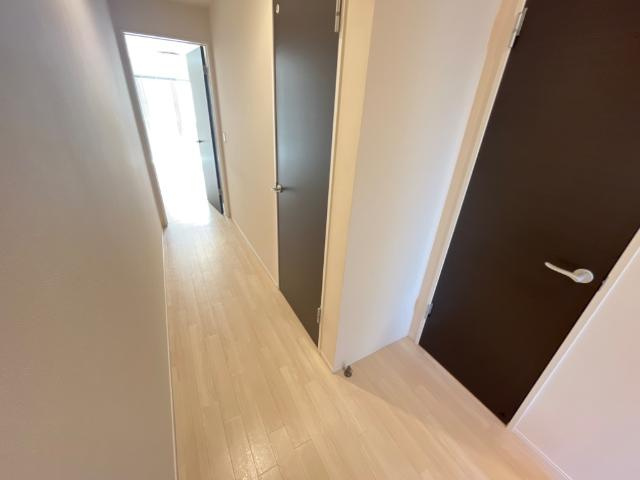 サンパレスⅨの内装|廊下