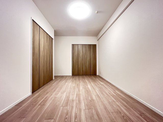 ファミール長居公園の洋室|コンパクトで使いやすい洋室です