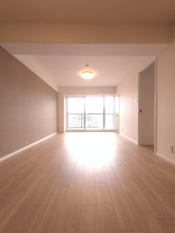 シャルム野中南公園の居間・リビング