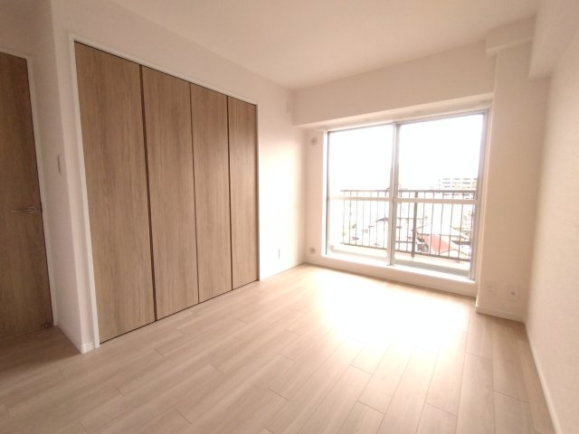 シャルム野中南公園の洋室|落ち着いた色調の洋室です