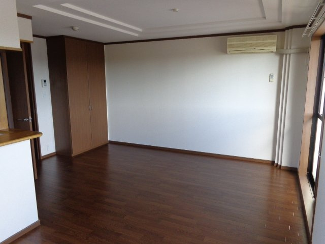 スユード　ヴィラの居間・リビング|リビング