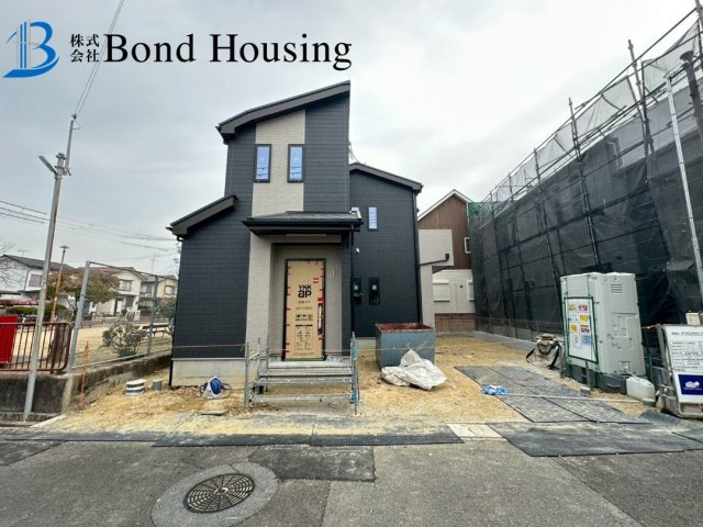 LDK約18帖・安心の長期優良住宅　玉津町新方