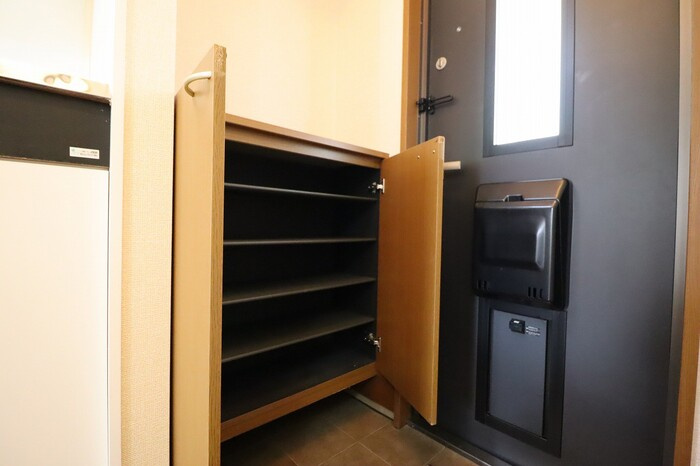 エターナル・ヒルの玄関