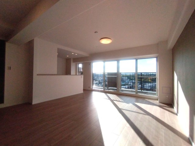 千里台スカイハイツC棟の居間・リビング