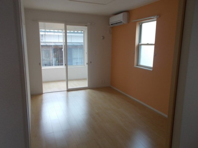 【内装】 | モーデ・グランツ | 明るい色調の室内です