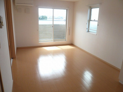 【居間・リビング】 | ラゾーナ・Ｍ | ゆったり過ごせる居間です