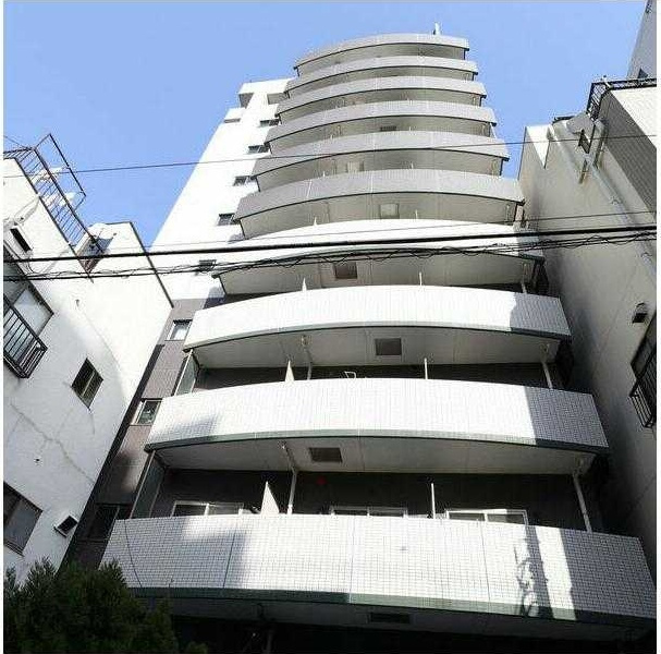 ラルジュ　マノワール