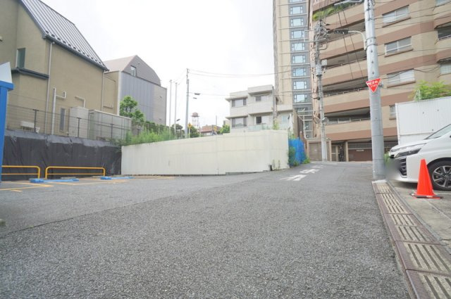 南青山７　土地の外観|☆現況更地（一部駐車場）
☆北側・西側の角地
☆参考プラン有り