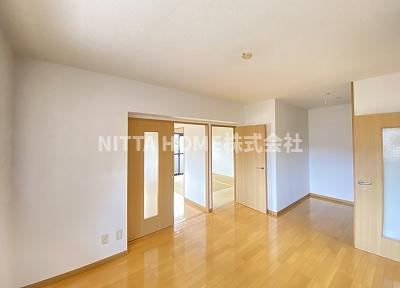 ユーミーセレーノのその他共用部分|清潔感のある室内がGOODですよね★
