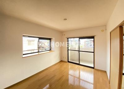 ユーミーセレーノの内装|明るい室内です☆
