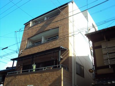 京都市中京区甲屋町の賃貸マンションの外観