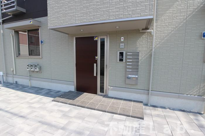 Ｇｒａｃｅ・Ｃａｌｍｅのエントランス