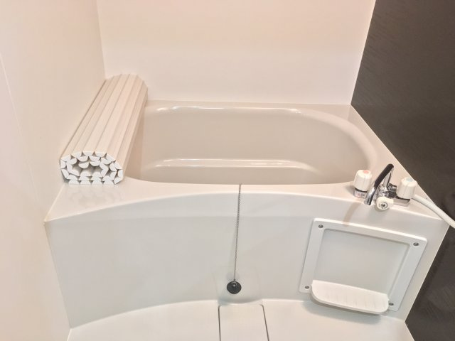 落ち着いた空間のお風呂です