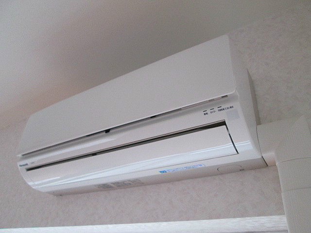 バードタウン2番館の設備|エアコン完備
※別号室の写真です。現況優先となります。