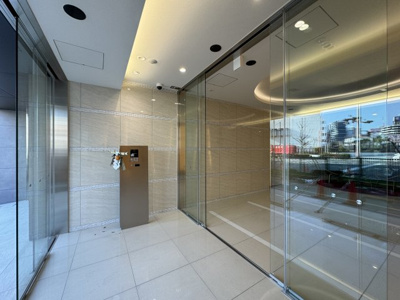 【エントランス】 | スプランディッド難波キャトル