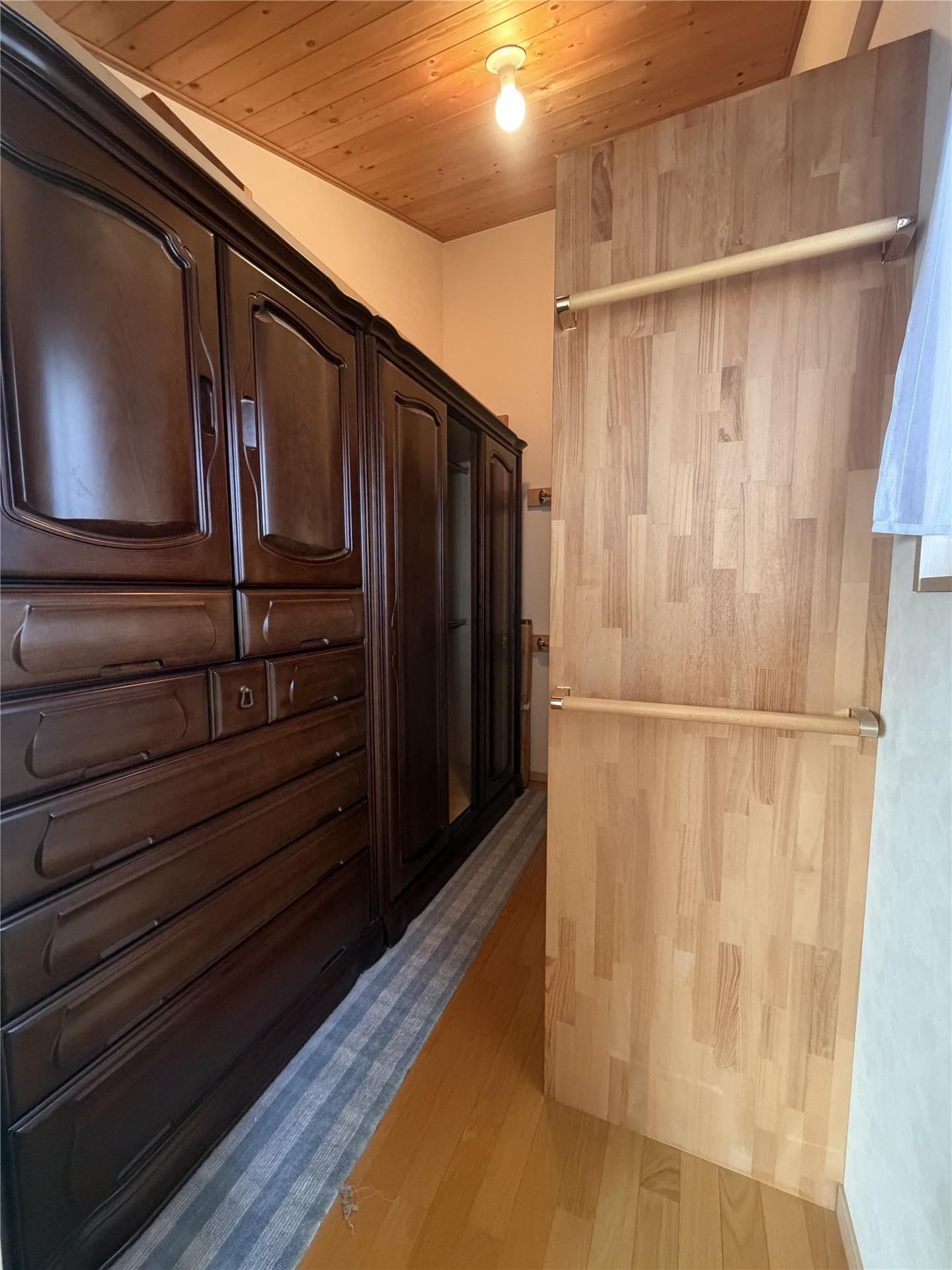 寺内イサノ貸家の収納|寝室　収納