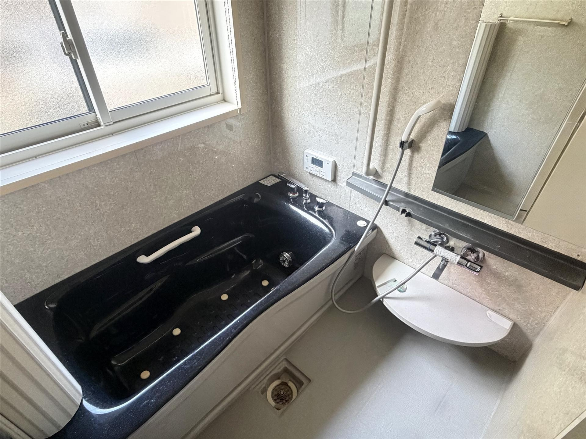 寺内イサノ貸家の浴室