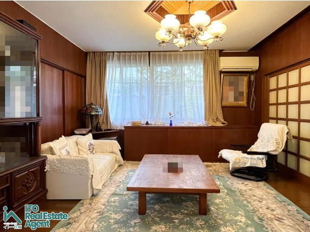 岩倉木野町 中古戸建の洋室