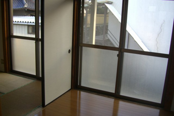 明るい洋室です