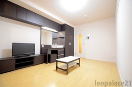 こちらの居間で趣味の時間をお楽しみください