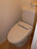 シンプルで使いやすいトイレです