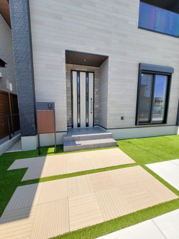 秋月Ⅷ・新築戸建の玄関