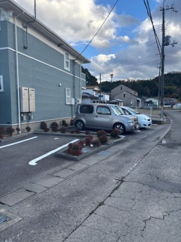 ナチュレＡＧＡＫＥⅡの駐車場